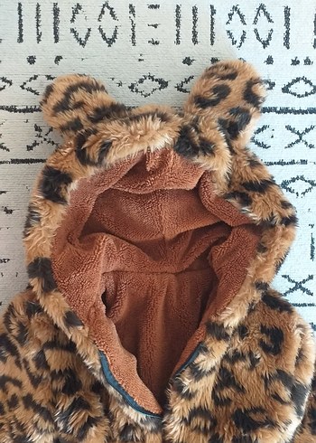 Zara Kapüşonlu Leopar Desenli Kız Kürk Mont