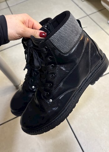 Siyah Parlak Erkek Bağcık - Görsel 3