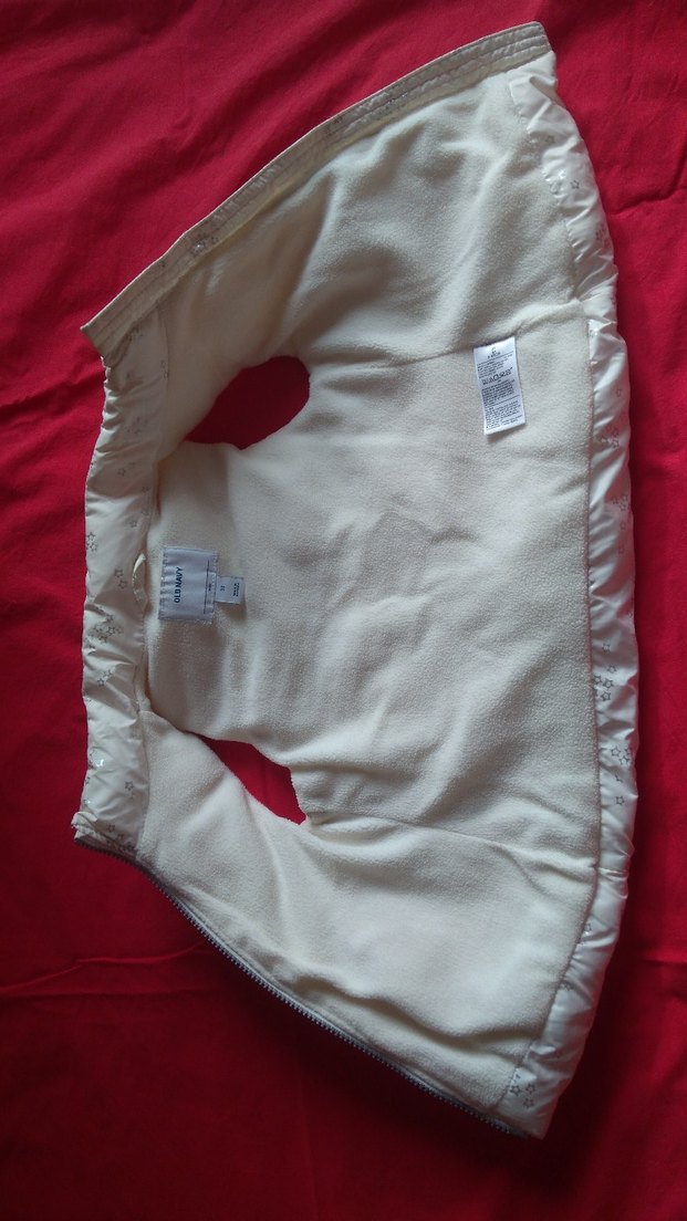 Beyaz Parlak Yıldızlı Old Navy Kız Çocuk Yelek 3 yaşYENI GIBI - Görsel 4