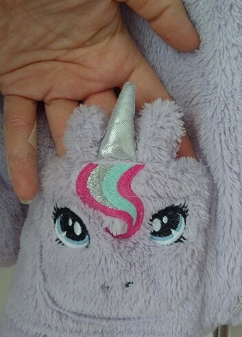 4 Yaş Beden H&M Unicorn Eflatun Fermuarlı Kapüşonlu Sweatshirt 4 yaş - YENİ