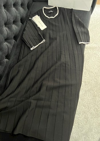 Kısa Kollu Fitilli Triko Elbise - Görsel 3