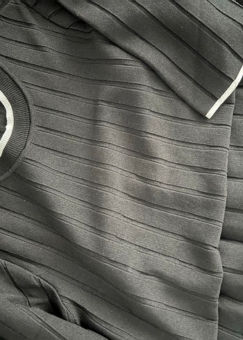 Kısa Kollu Fitilli Triko Elbise - Görsel 2