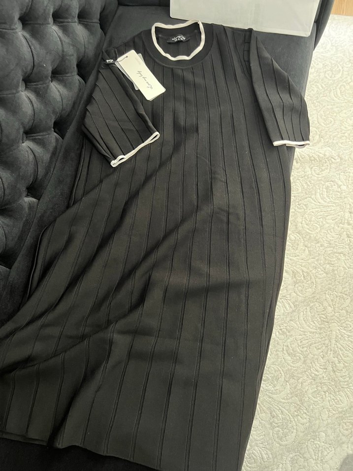 Kısa Kollu Fitilli Triko Elbise - Görsel 3