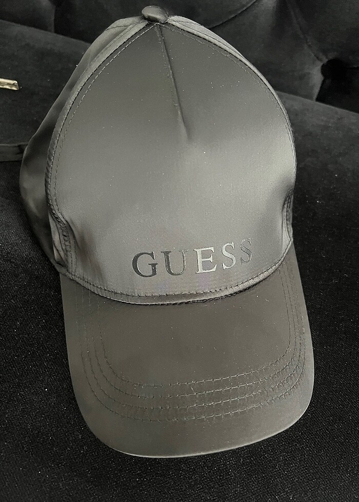Guess siyah şapka - Görsel 2