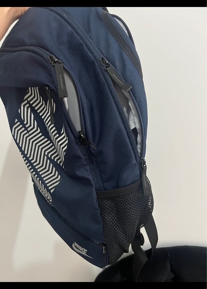 Nike sırt çantası - Görsel 3