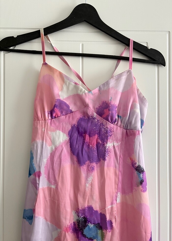 Çiçekli elbise - Görsel 2