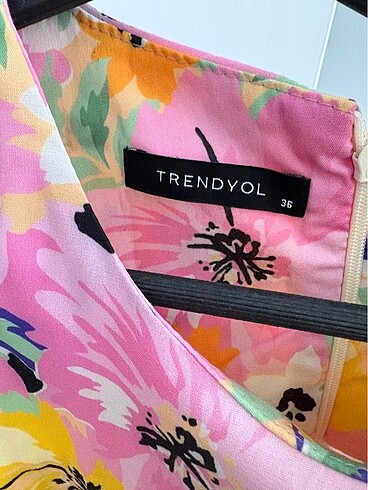 Çiçekli elbise - Görsel 5