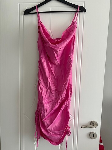 Saten elbise - Görsel 2