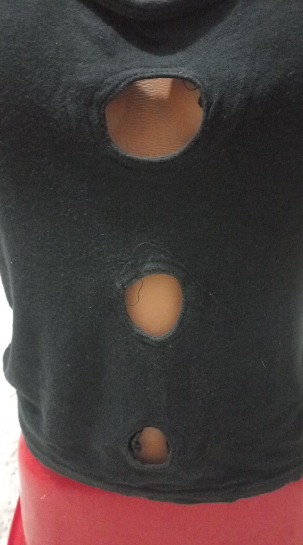 Siyah V Yakalı Gözenekli Kadın Atlet - Görsel 2