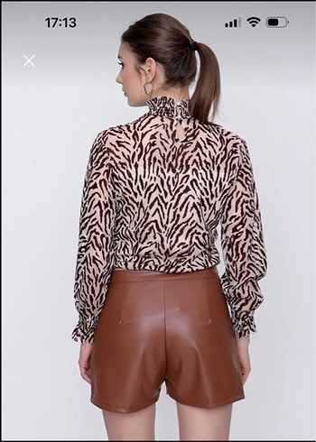 Düğmeli Kahverengi Deri Mini Şort - Görsel 6