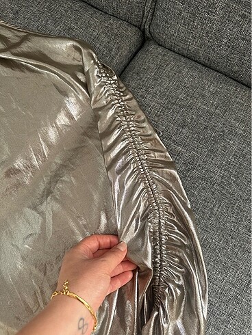 xs Beden Zara parlak elbise