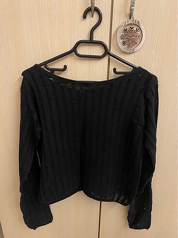 Urban Outfitters Urban Siyah Delikli Üst