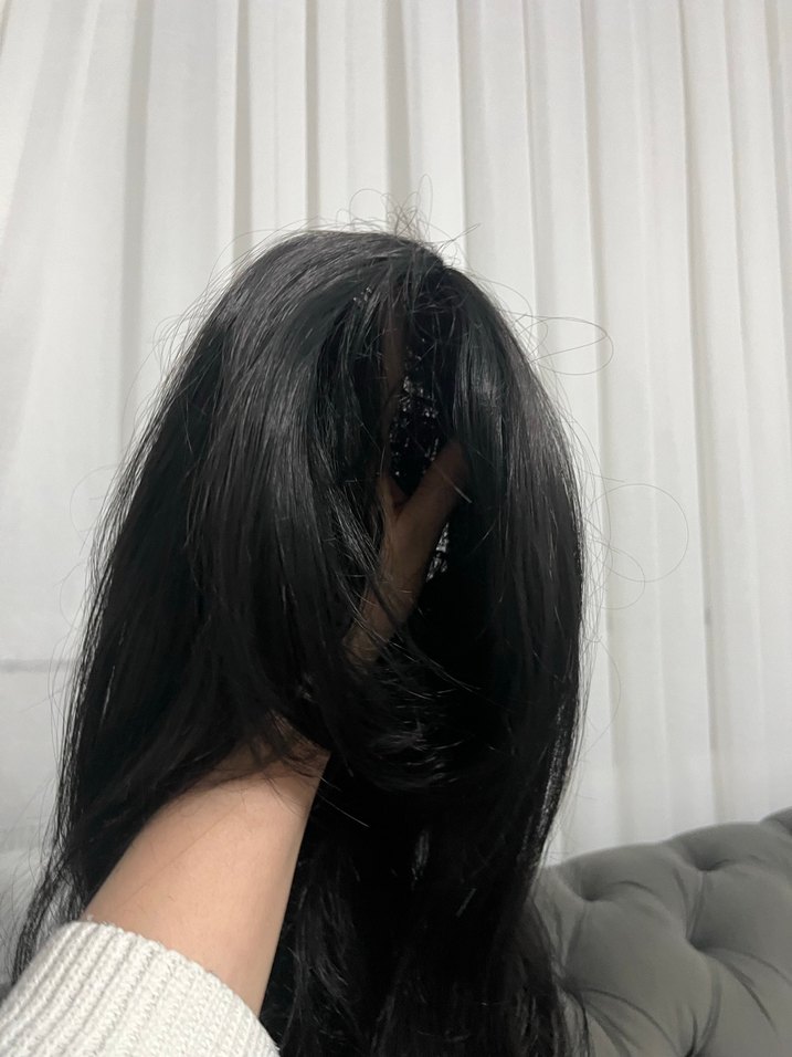 Koyu Siyah Uzun Sentetik Peruk, Kürk Detaylı - Görsel 5