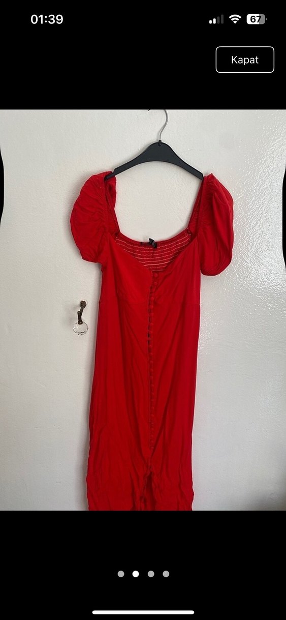 Kırmızı Düğmeli Uzun Keten Elbise - Görsel 2