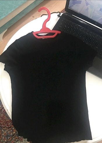 Zara Basic tshirt