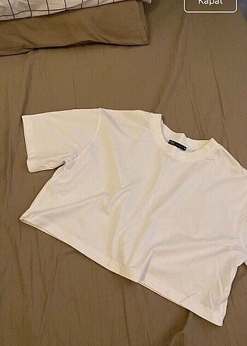 Beyaz crop tshirt Zara