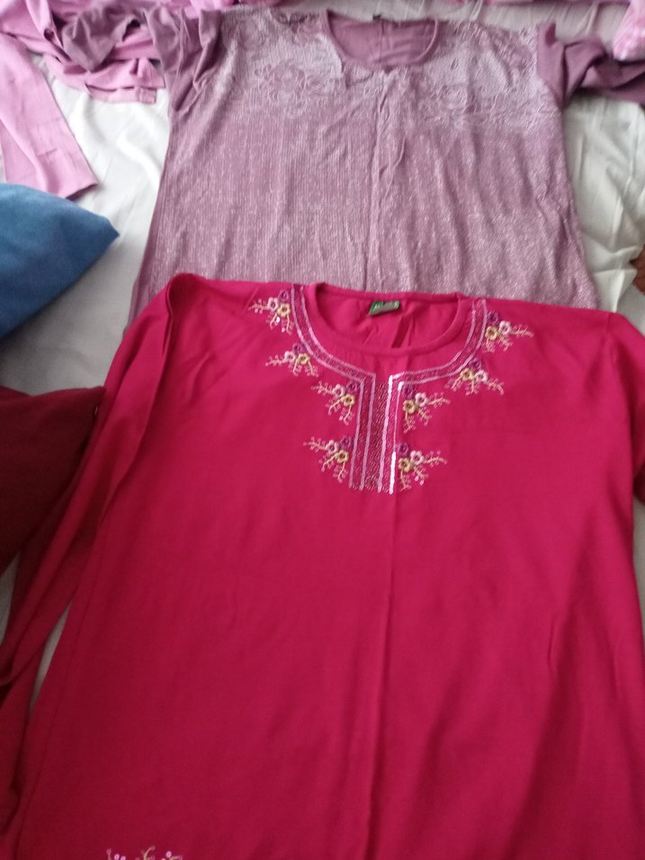 Pembe Nakışlı  Bluzu - Görsel 3