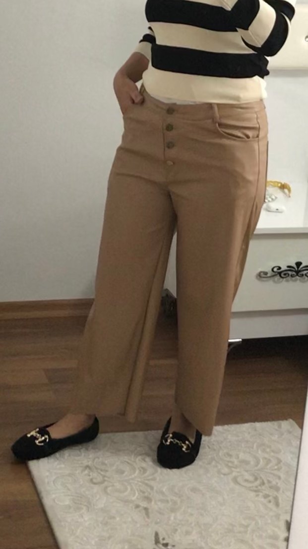 Deri Düğmeli Bej Deri Kadın Pantolon kesik paça - Görsel 2