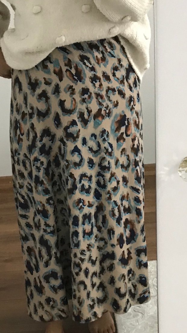 Saten gibi Leopar Desenli Uzun Kadın Etek - Görsel 2