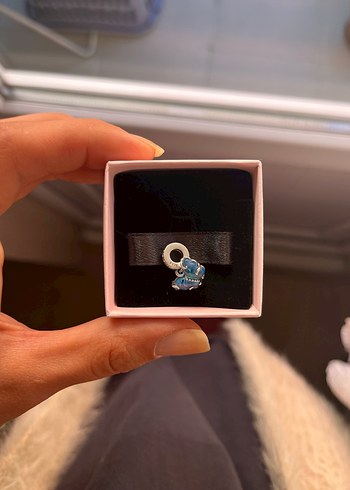 Pandora Mavi Murano Cam Kelebek Sallantılı Charm