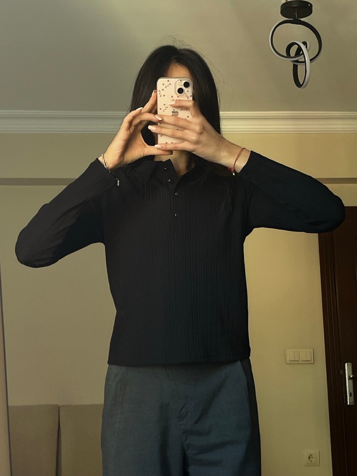 Düğmeli Siyah Uzun Kollu Kadın Ofis Bluzu - Görsel 4