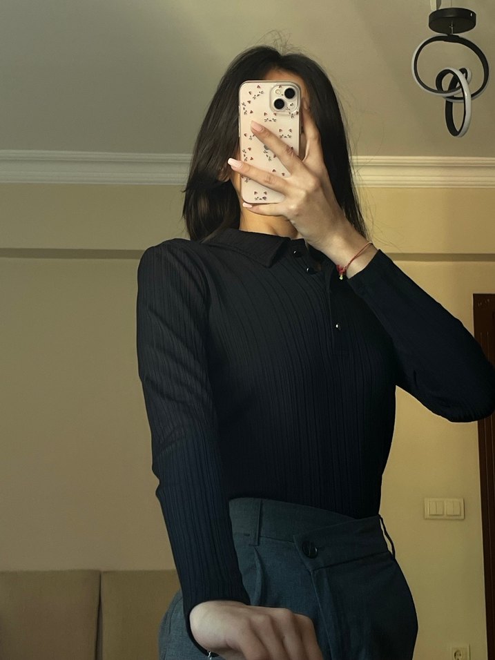 Düğmeli Siyah Uzun Kollu Kadın Ofis Bluzu - Görsel 3