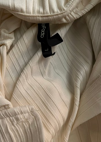 Bej Düğmeli Yaka Detaylı Pamuklu Kadın Bluz - Görsel 4