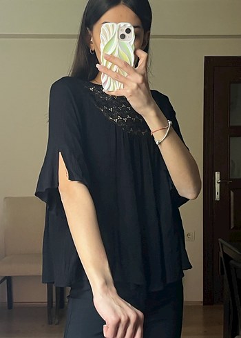 Dantel Detaylı Siyah Mini Triko Bluz - Görsel 3