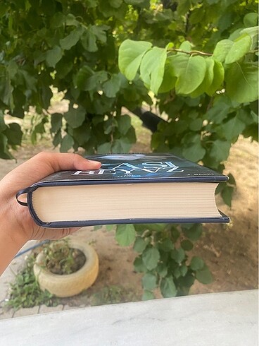  Beden Renk Kaşı Beyaz (Seda Özerbay)