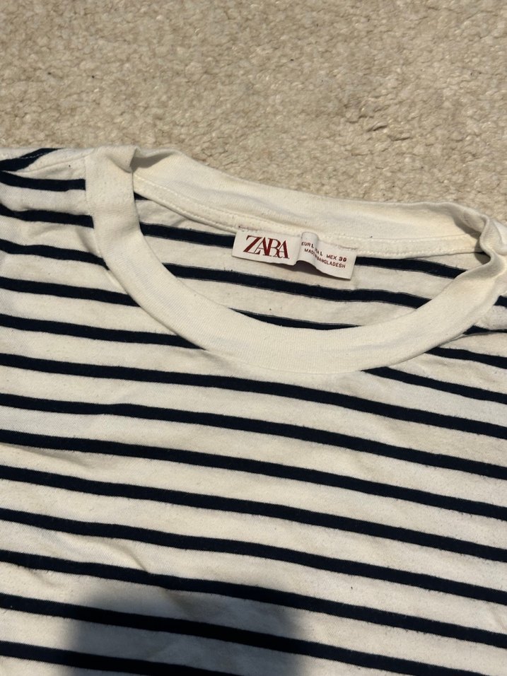 Beyaz Siyah Çizgili Kadın Tişört - Görsel 2