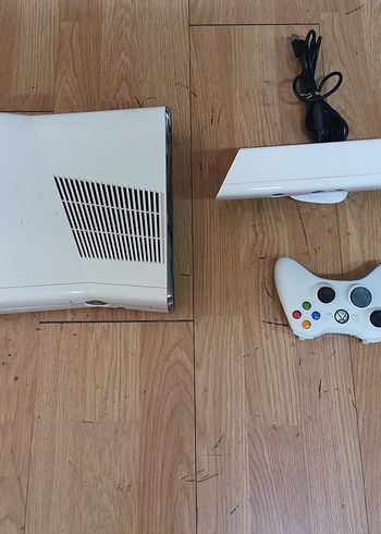 Beden XBOX360 SLİM 250 GB JTAGLI KOLLEKSİYONLUK ÜRÜNDÜR