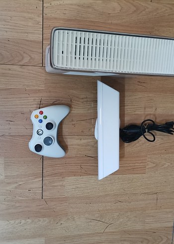 Xbox XBOX360 SLİM 250 GB JTAGLI KOLLEKSİYONLUK ÜRÜNDÜR