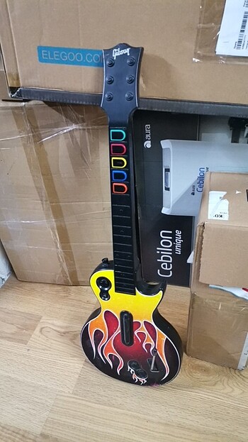 PC ve PS3 Gitar hero Gibson gitarı