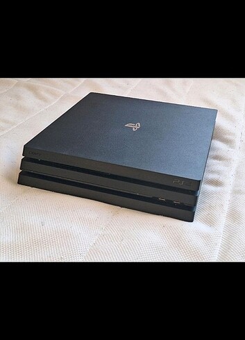 PS4 PRO 1TB 1 KOLLU 7216 HENLİ CİHAZ 12.02