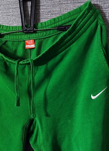 xl Beden Erkek XL beden Nike eşofman altı
