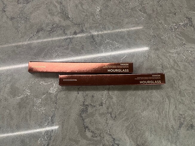 Hourglass Vanish Seamless Concealer Brush - Görsel 5