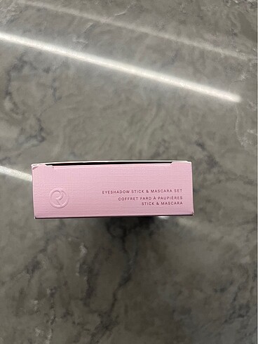 Rare Beauty Selena?s Essential Eye Duo - Görsel 4