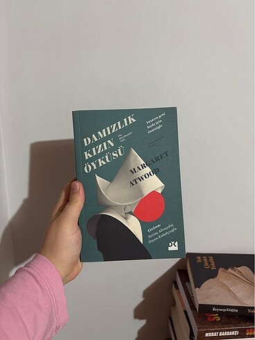 DAMIZLIK KIZIN ÖYKÜSÜ VE DANSA DAVET