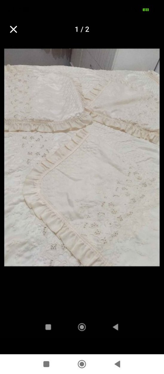 İşlemeli Parlak krem Yatak Örtüsü - Görsel 2