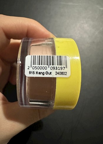 Bej Tonlarda Makyaj Ürünleri Seti - Görsel 9