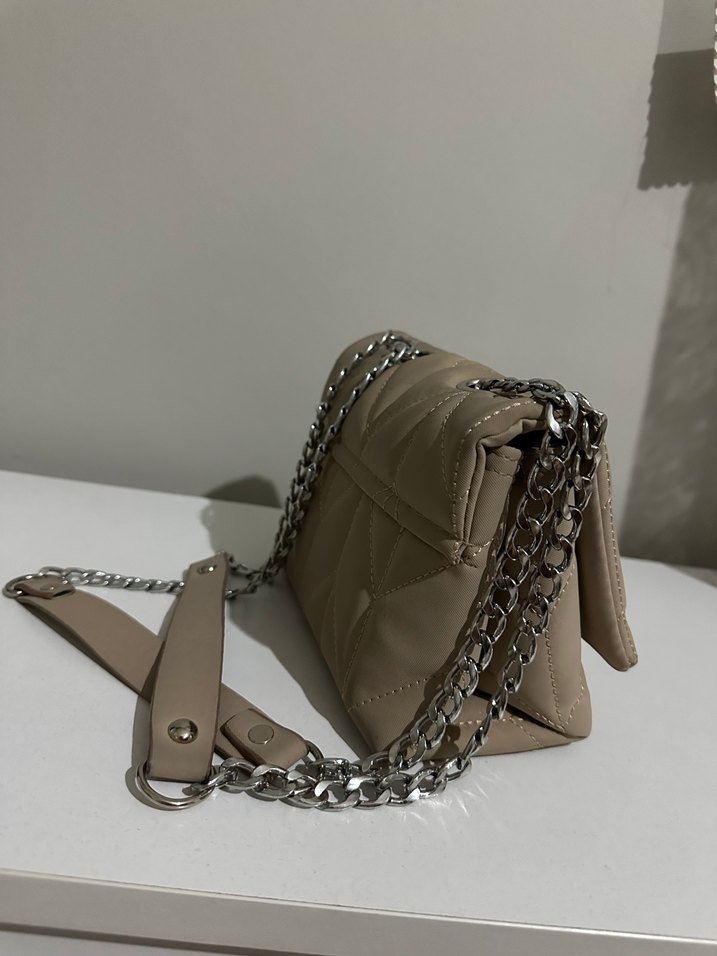 Bej Deri Zincir Detaylı Kadın Çanta - Görsel 3
