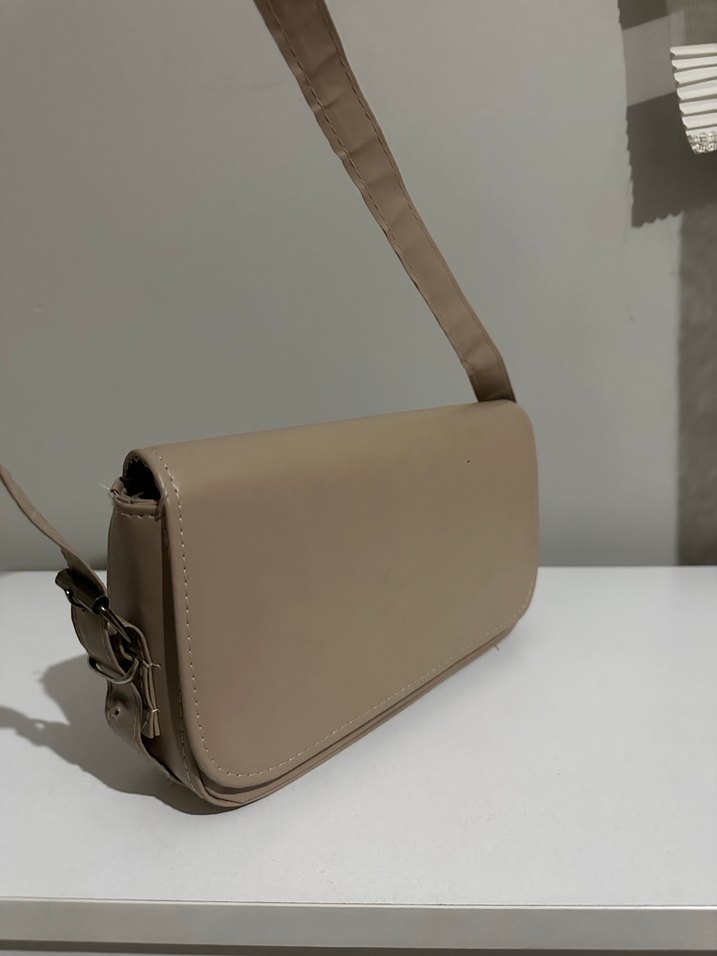 Bej Deri Kemerli Kadın Çanta - Görsel 3
