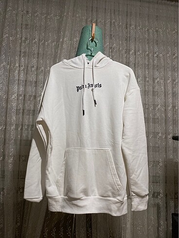 Kapüşonlu sweartshirt