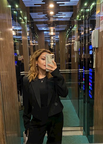 Zara Sikligin Simgesi Siyah Kisa Blazer