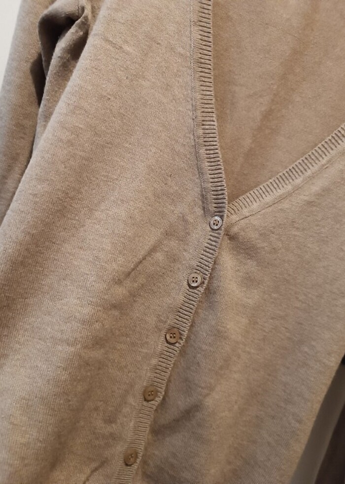 BERSHKA TRİKO HIRKA KAZAK DÜĞMELİ  - Görsel 4