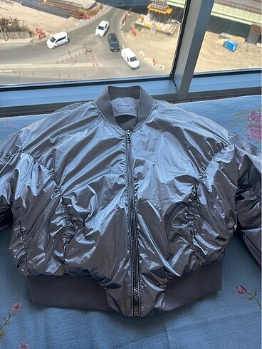 Bershka bomber