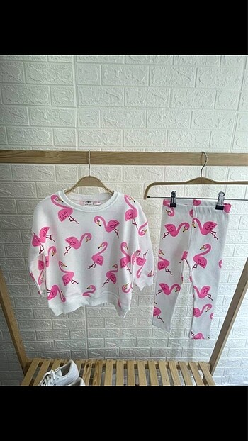 Zara flamingo takım