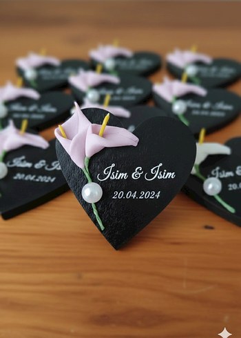 Beyaz Zambaklı Siyah Kalp Nikah Hediyesi - Görsel 2