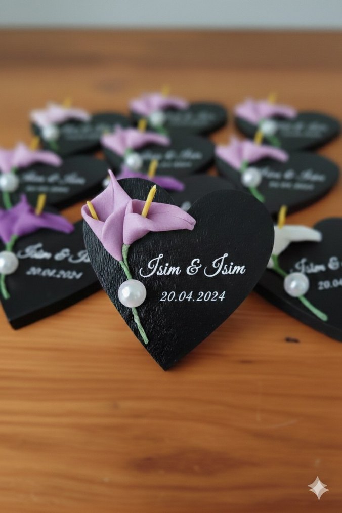 Beyaz Zambaklı Siyah Kalp Nikah Hediyesi - Görsel 3