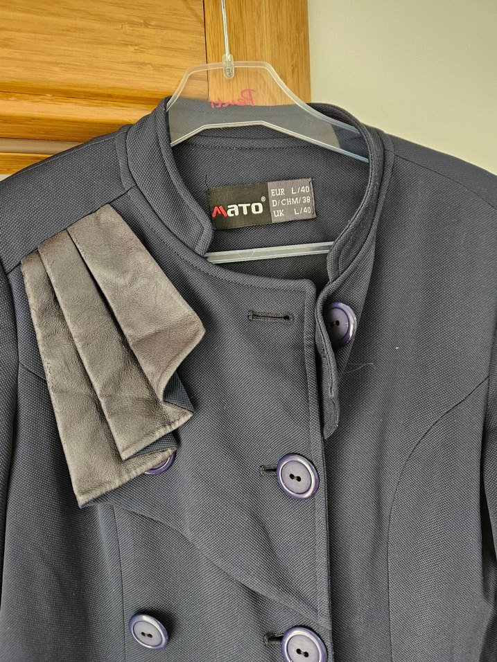 Düğmeli Kadın Uzun Kaban - Görsel 2